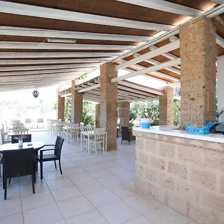 Hotel Masseria Solemare 3*